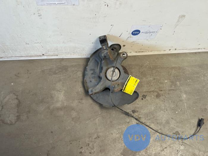 Achsschenkel rechts vorne Mercedes Vito