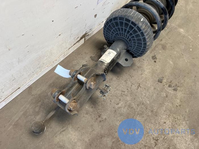 Fronts shock absorber, left Mercedes Vito
