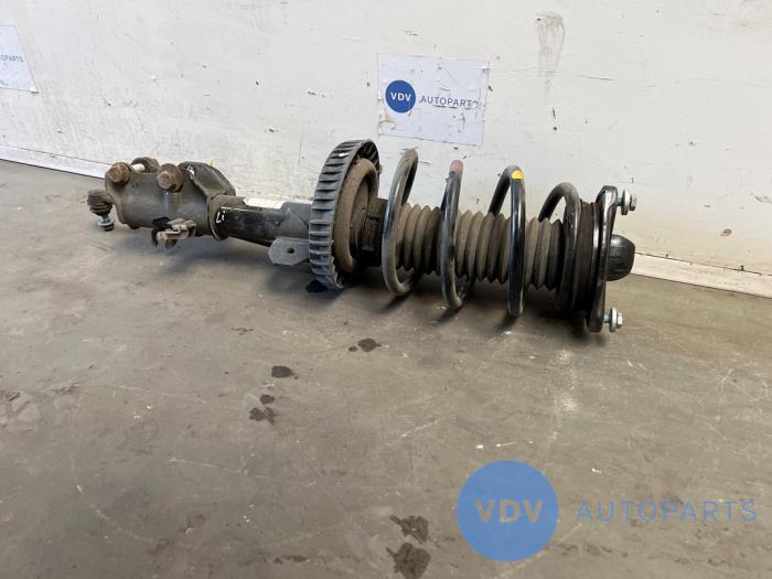 Fronts shock absorber, left Mercedes Vito