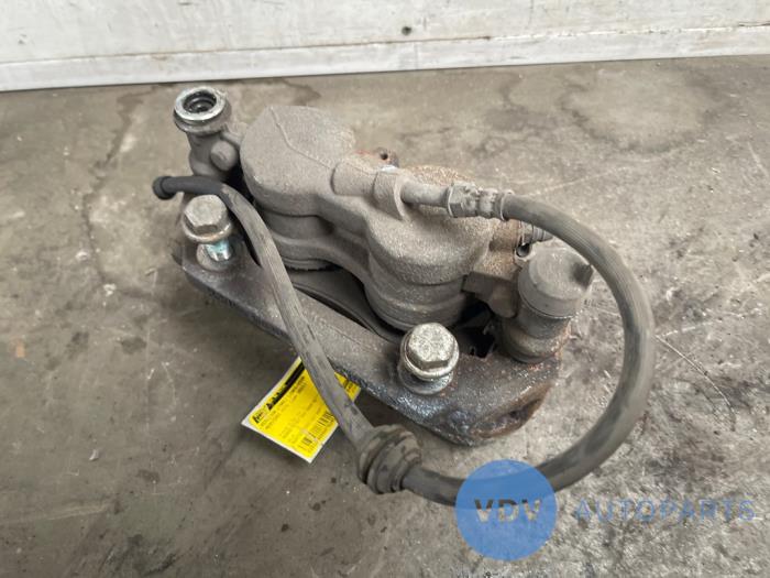 Zacisk hamulcowy lewy przód Mercedes Vito