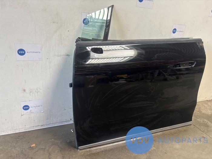 Door 4-door, front left Mercedes EQS
