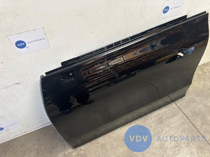 Door 4-door, front left Mercedes EQS