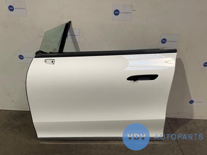 Drzwi lewe przednie wersja 4-drzwiowa Mercedes EQS