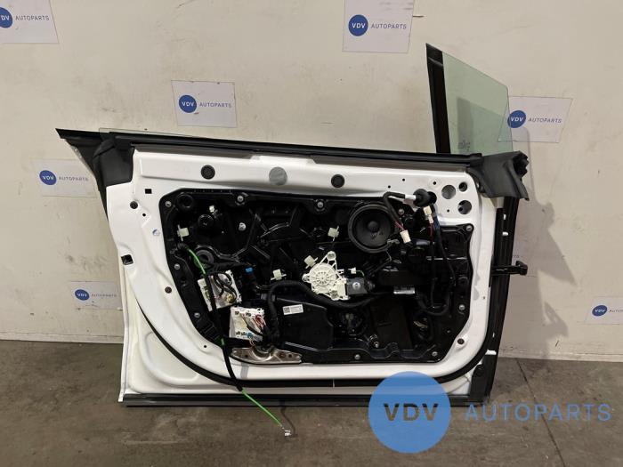 Door 4-door, front left Mercedes EQS