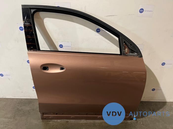 Front door 4-door, right Mercedes GLA