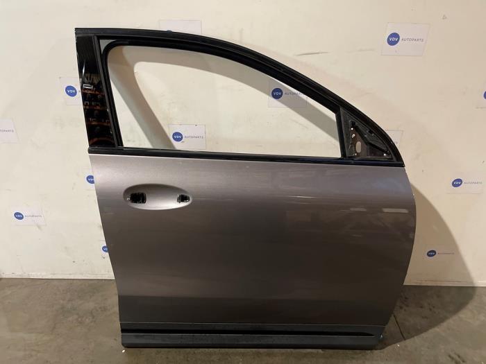 Portière 4portes avant droite Mercedes GLA