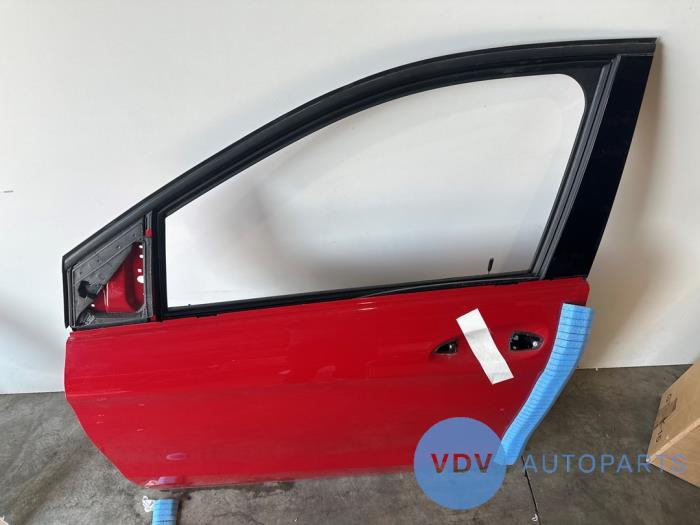 Portier 4Deurs links-voor Mercedes B-Klasse