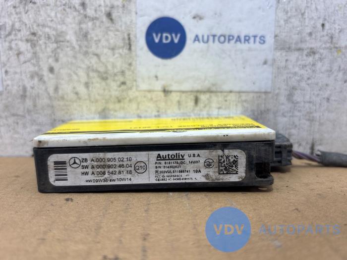 czujnik radarowy Mercedes E-Klasse