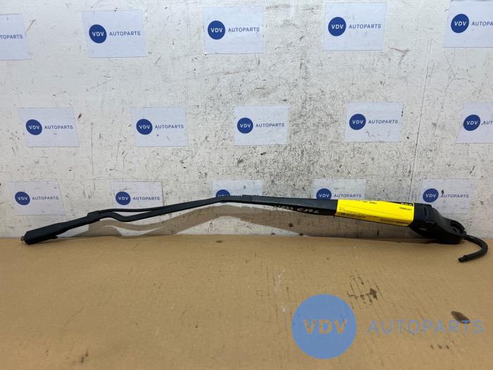 Scheibenwischerarm vorne Mercedes Vito