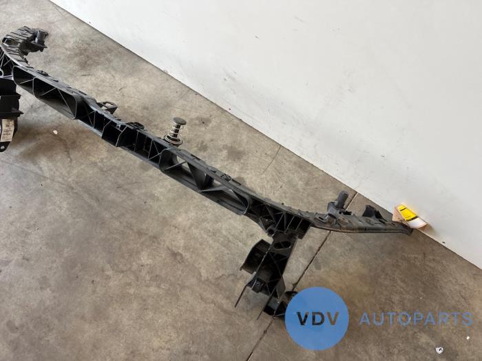 Vorderwand Mercedes GLB-Klasse