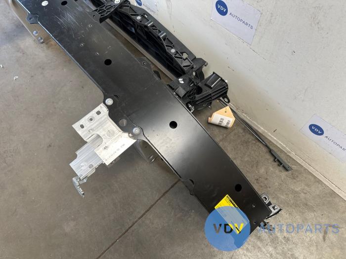 Frontpaneel Mercedes EQS