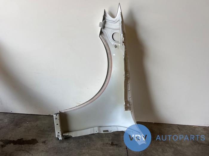 Blotnik prawy przód Mercedes E-Klasse