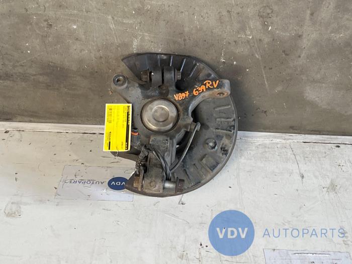 Knuckle, front right Mercedes Vito