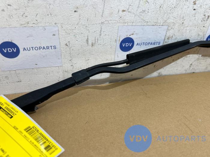 Scheibenwischerarm vorne Mercedes Vito