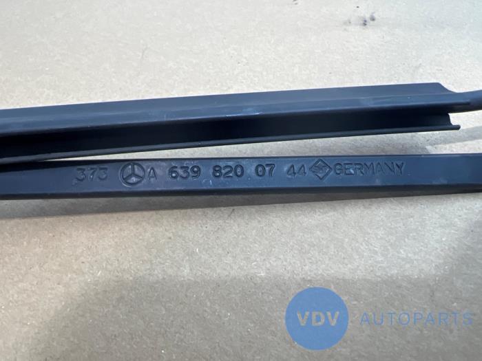 Scheibenwischerarm vorne Mercedes Vito