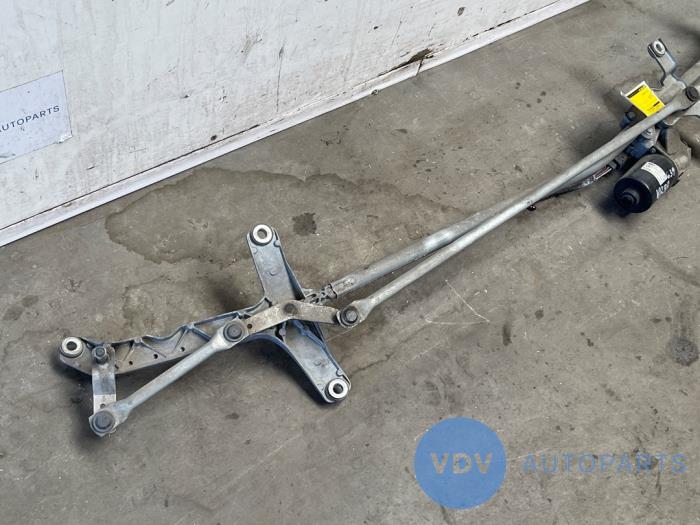 Silnik i mechanizm wycieraczki Mercedes Vito