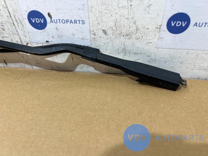 Scheibenwischerarm vorne Mercedes Vito