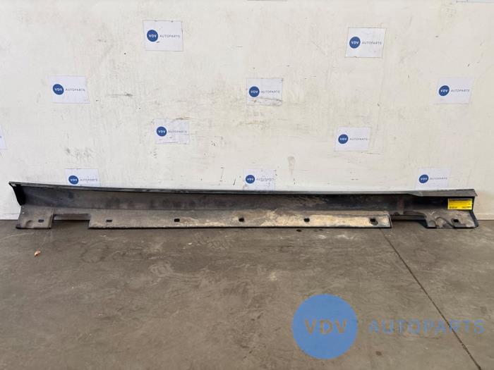 Seuil gauche Mercedes E-Klasse