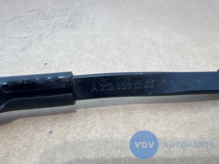 Scheibenwischerarm vorne Mercedes E-Klasse