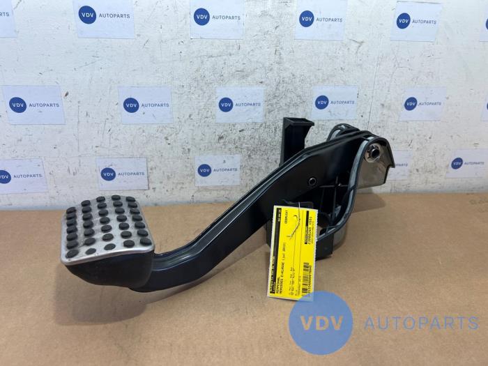 Brake pedal Mercedes E-Klasse