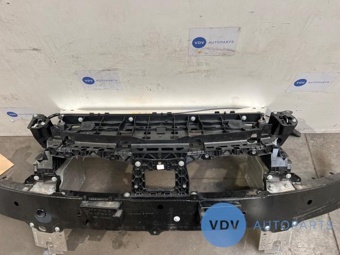 Frontpaneel Mercedes EQS