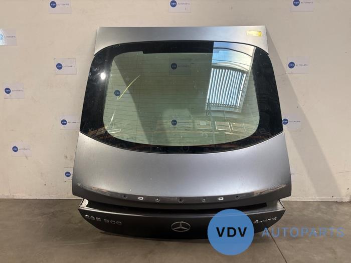 Tailgate Mercedes EQS