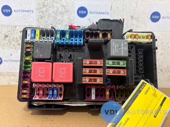 Fuse box Mercedes C-Klasse