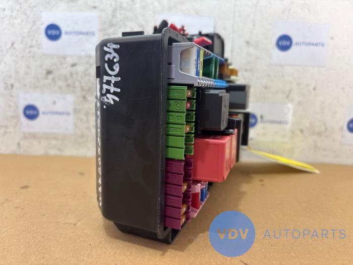 Boîte à fusibles Mercedes C-Klasse