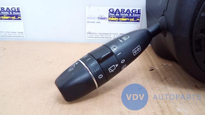 Commutateur feu clignotant Mercedes C-Klasse