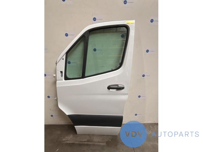 Door 2-door, left Mercedes Sprinter
