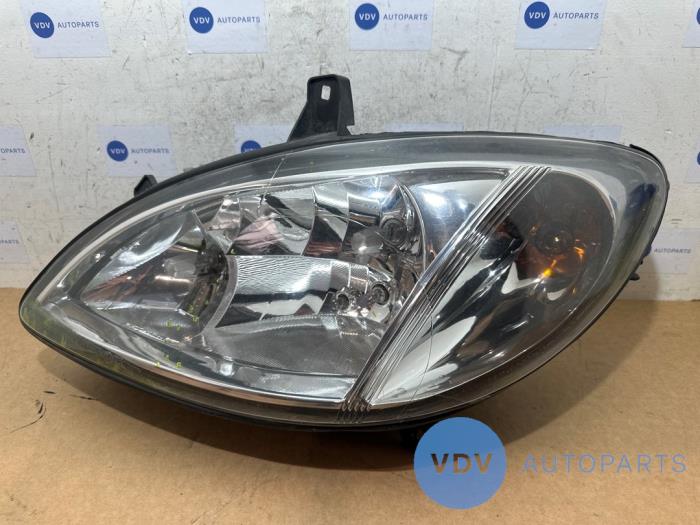 Headlight, left Mercedes Vito