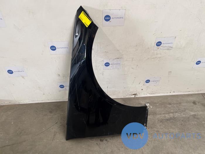 Front wing, right Mercedes E-Klasse