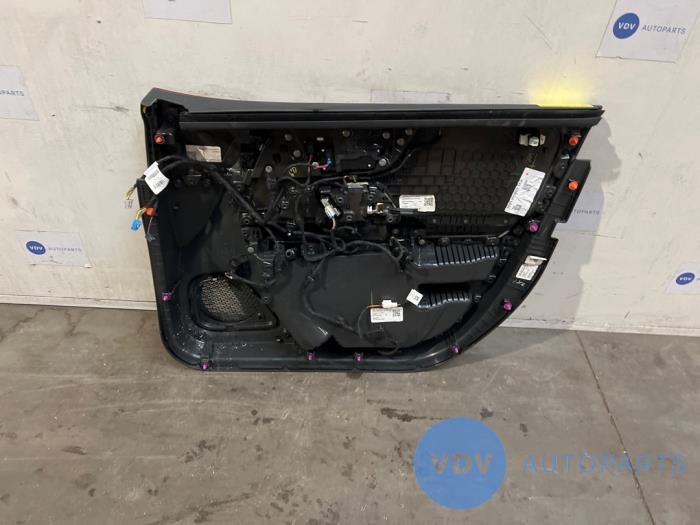 Türverkleidung 4-türig links vorne Mercedes GLB-Klasse