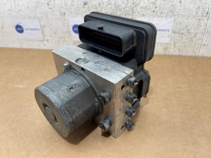 ABS Pomp Mercedes E-Klasse