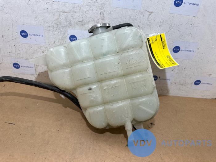 Expansion vessel Mercedes X-Klasse