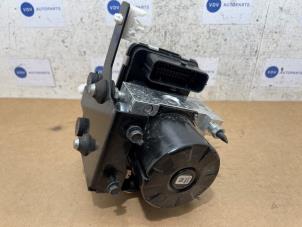 Gebruikte ABS Pomp Mercedes X (470) 250d 16V 4-Matic Prijs € 242,00 Inclusief btw aangeboden door Autoparts Van De Velde