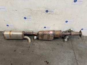 Gebruikte Uitlaat Middendemper Mercedes A (177.0) 1.3 A-250 e Turbo 16V Prijs € 484,00 Inclusief btw aangeboden door Autoparts Van De Velde