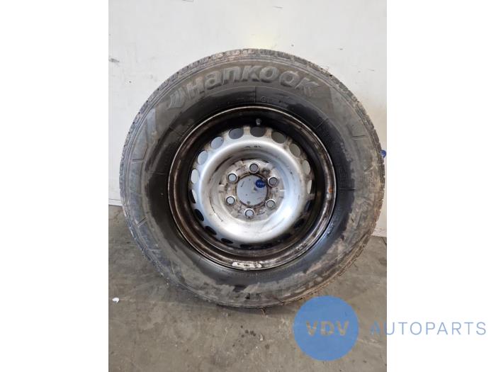 Felge + Reifen Mercedes Sprinter