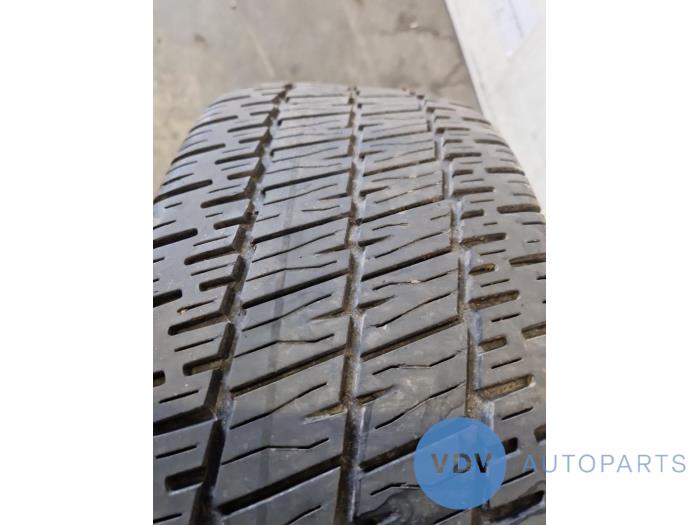 Llanta y neumático Mercedes Sprinter