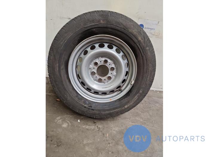Felge + Reifen Mercedes Sprinter