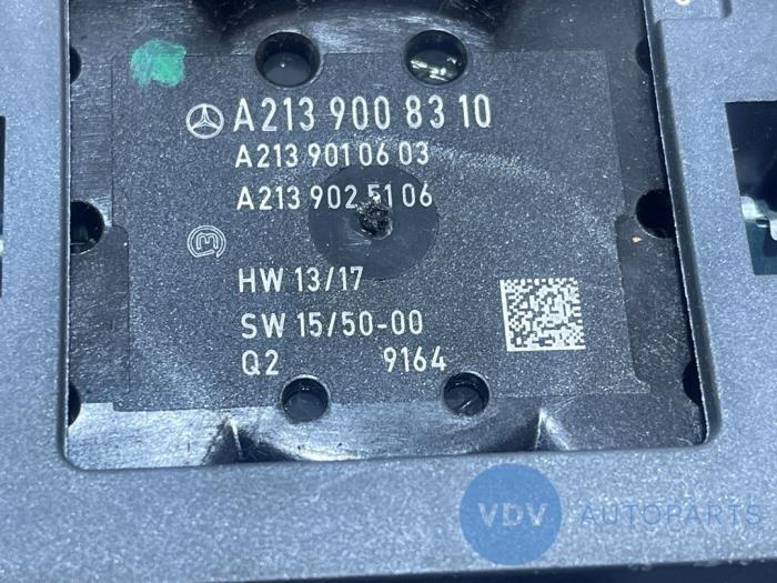 Commande ordinateur de bord Mercedes CLS-Klasse