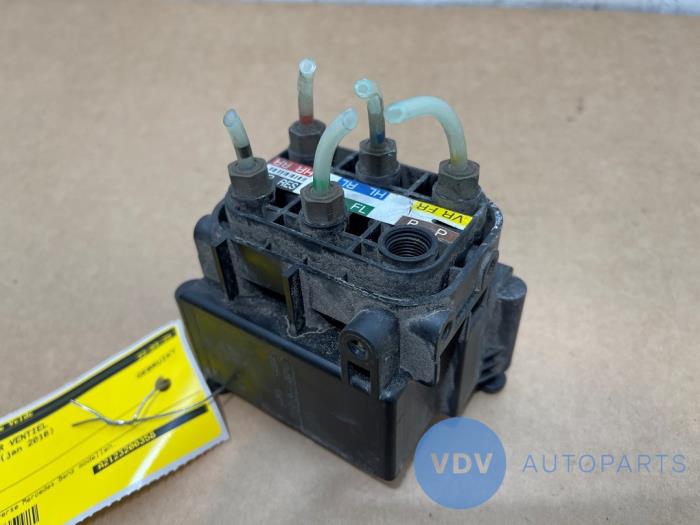 Level control valve Mercedes GLE