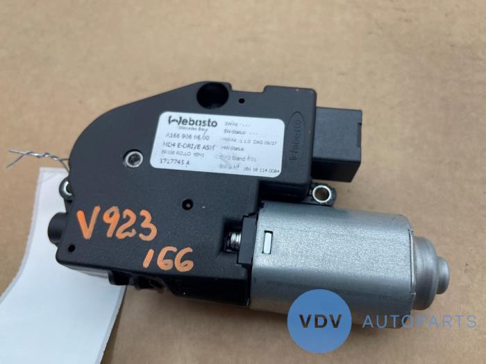 Moteur toit ouvrant Mercedes ML-Klasse