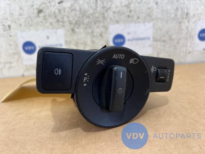 Przelacznik swiatel Mercedes Vito