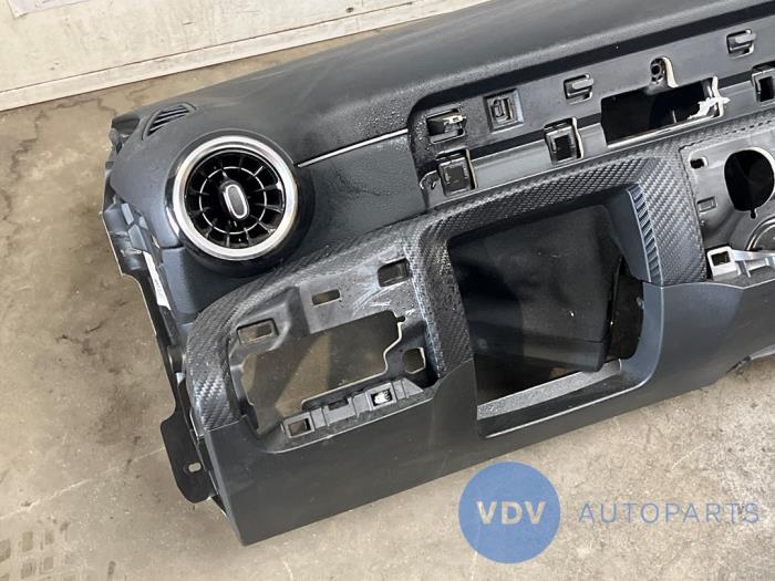 Tableau de bord Mercedes A-Klasse