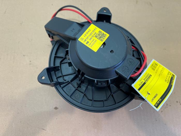 Heating and ventilation fan motor Mercedes GLA