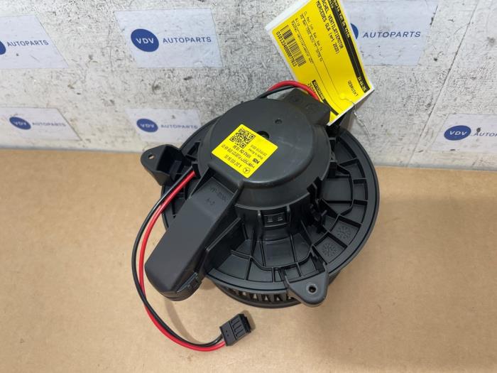 Heating and ventilation fan motor Mercedes GLA