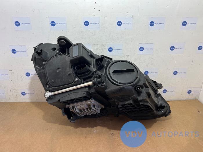 Scheinwerfer links Mercedes E-Klasse