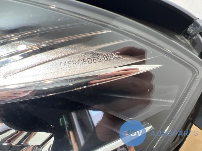 Scheinwerfer links Mercedes E-Klasse
