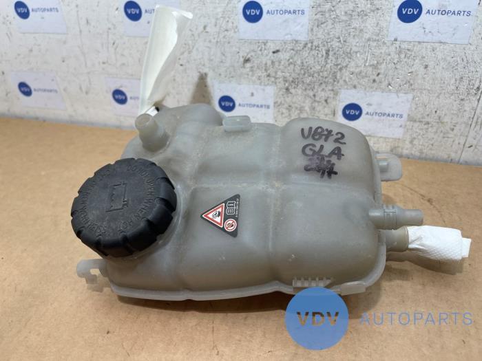 Expansion vessel Mercedes GLA